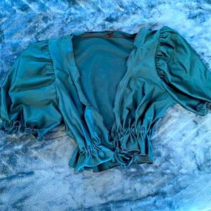 Outgrew this beautiful top 💕